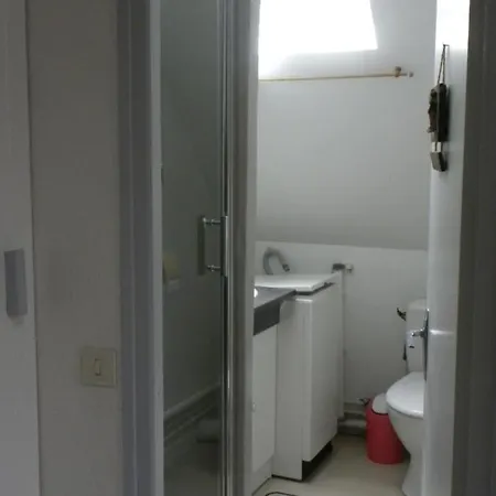 Le Mezzanine Lägenhet *